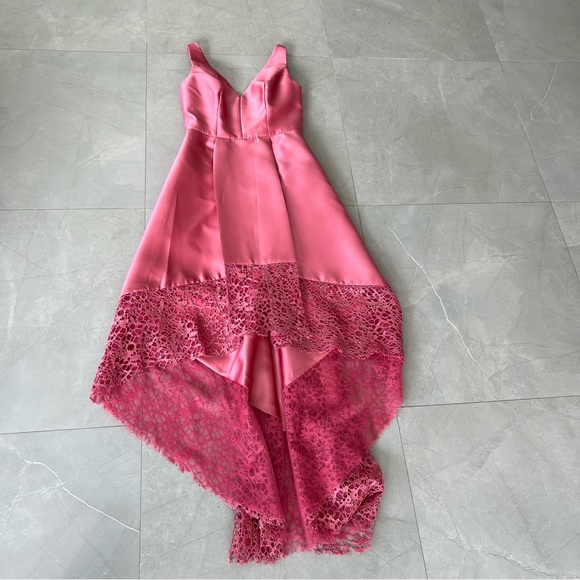 MONIQUE LHUILLIER High Low Laced Sleeves V Neck Cocktail Evening Gown Dress Sz 6 - Picture 11 of 15